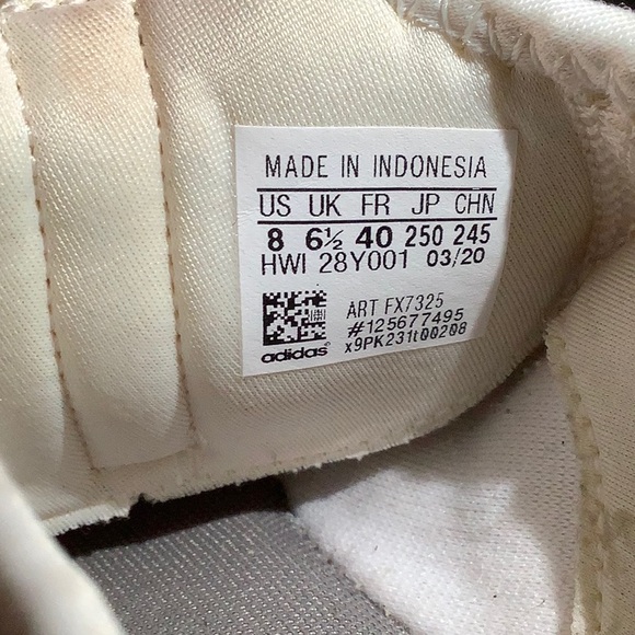 Adidas Women’s Shoes Size 8 in Women - Picture 6 of 6